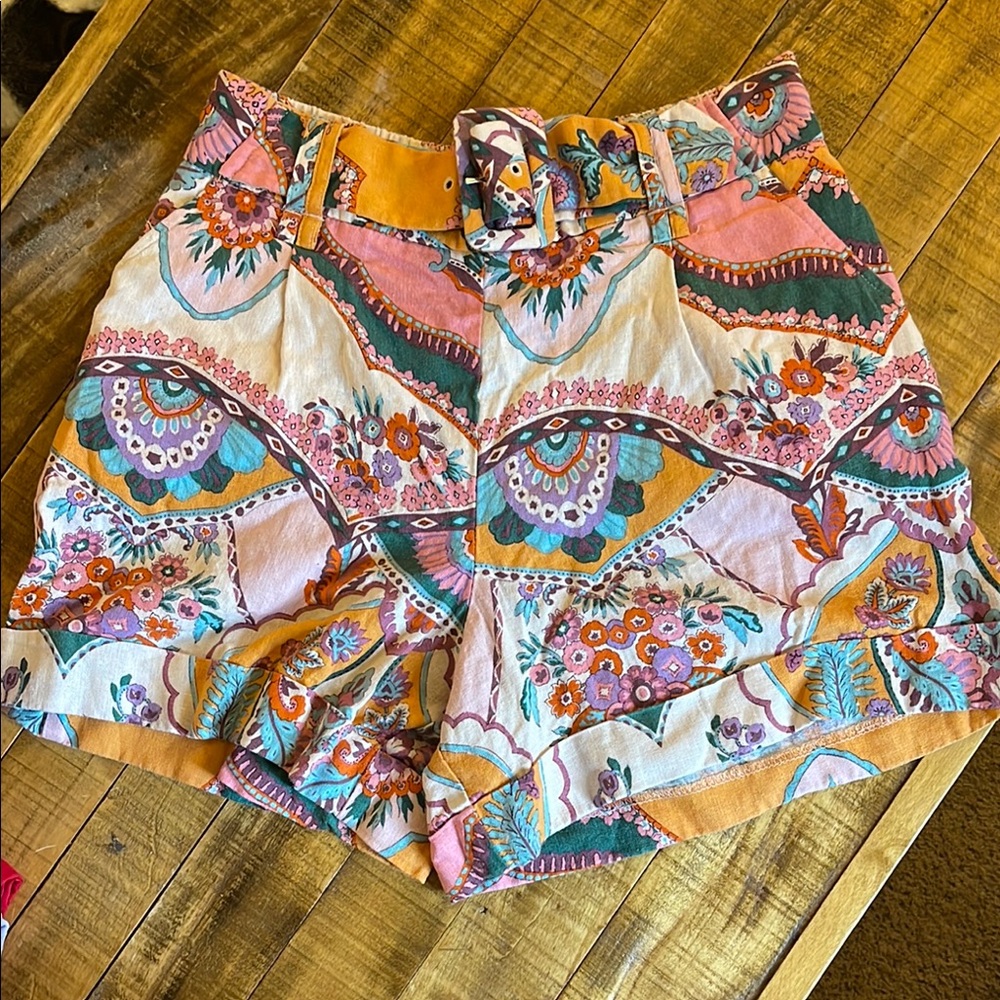 Madison D’Amélie Floral Patterned Women's Shorts